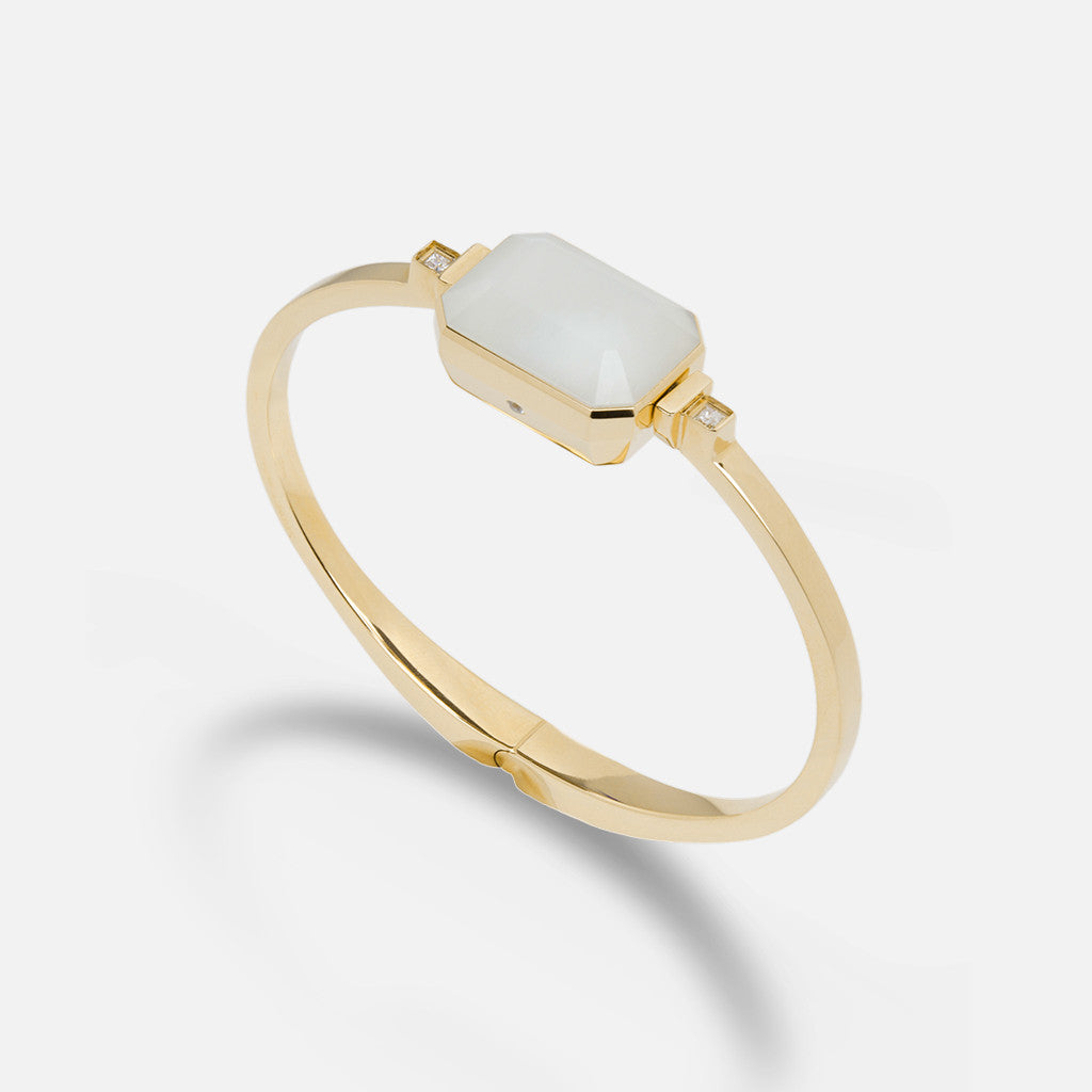 Photo Booth - Moonstone